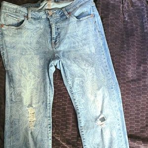 Women straight leg jean